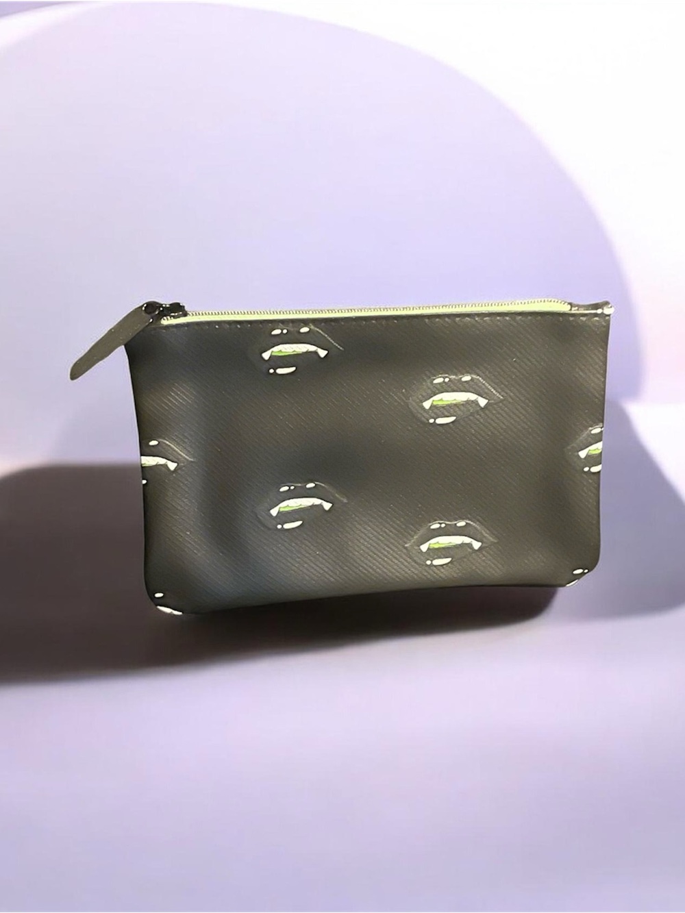 Ipsy Retired Collectible Makeup Bag ‘Pretty Wicked’ 2021